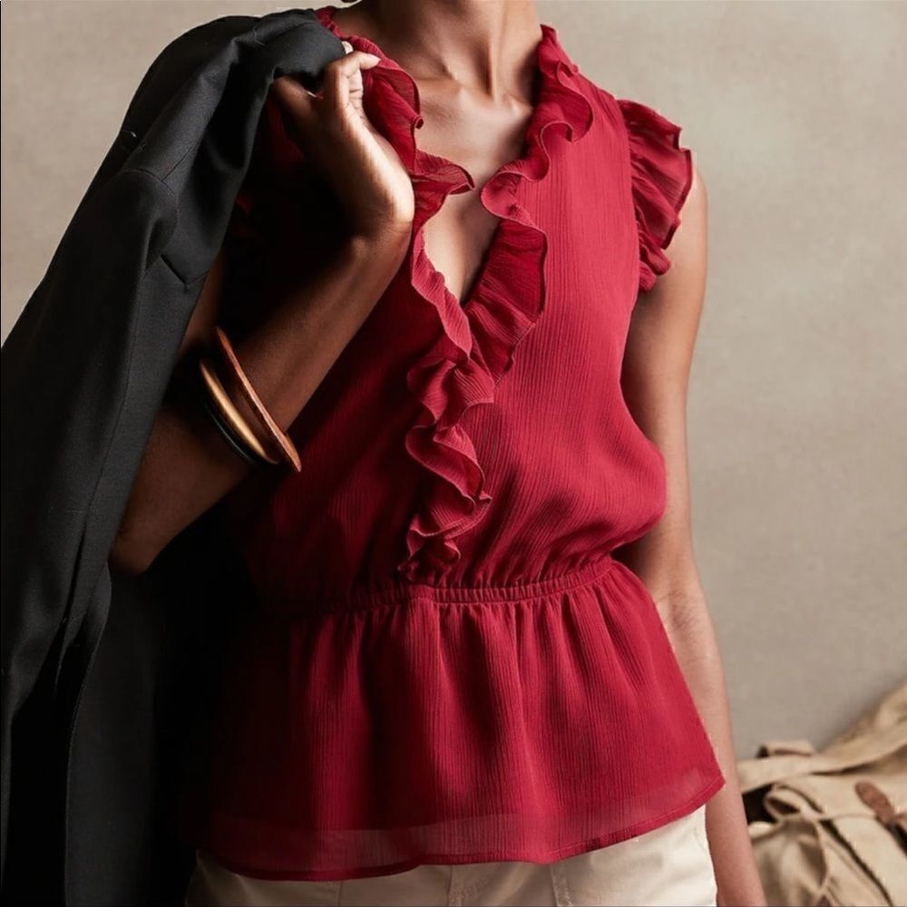 Banana Republic Petite Flutter Peplum Top
